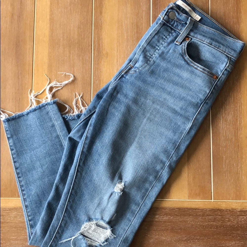Levi Wedgie Skinny Jeans